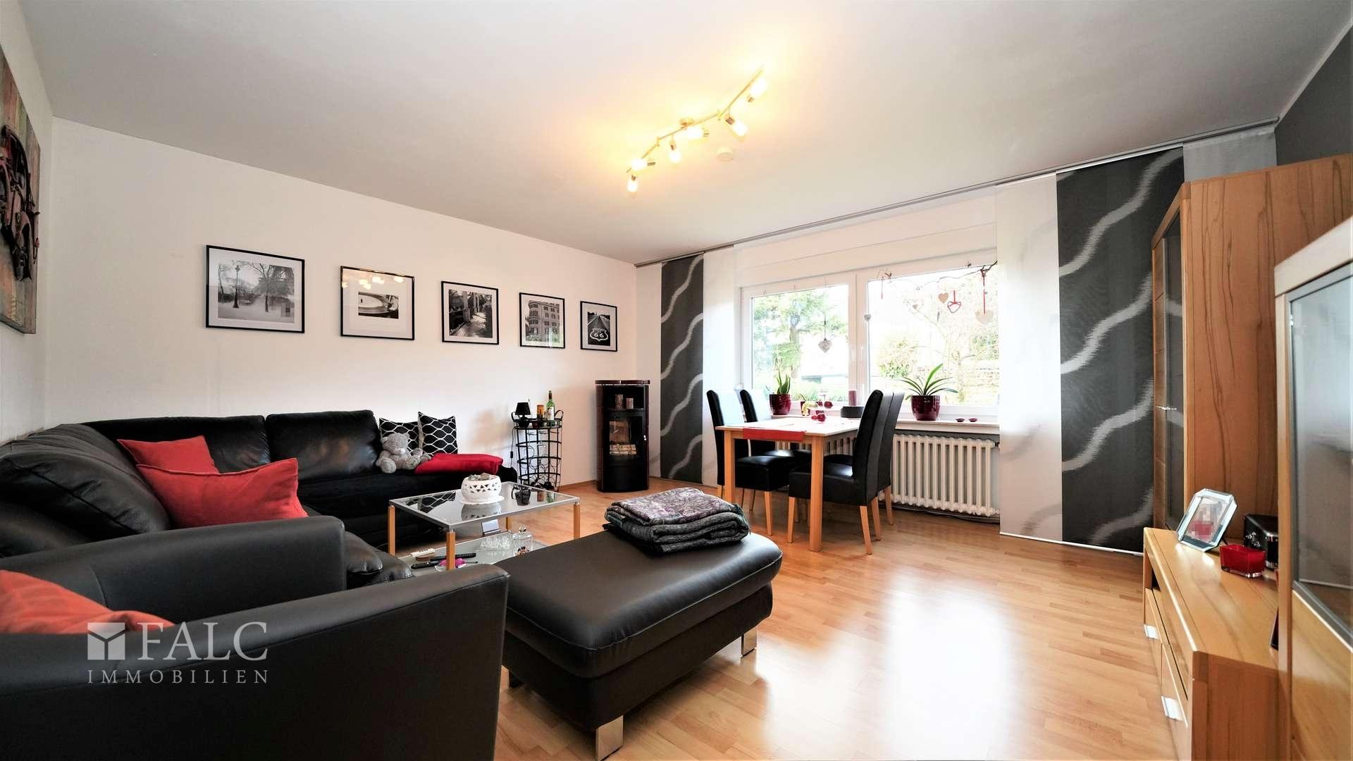 EG (links) - Wohnzimmer