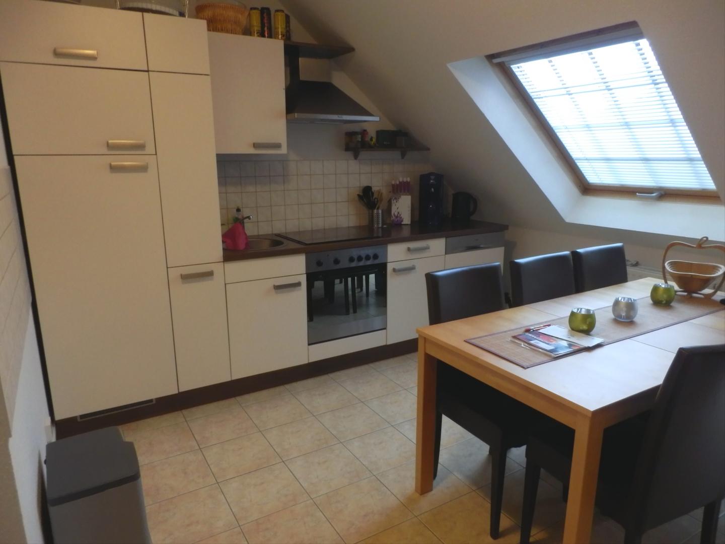 Küche Dachgeschoss (älteres Foto)