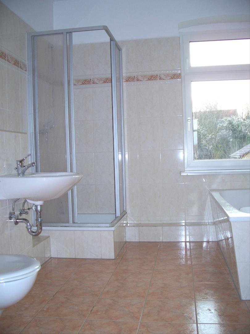 Badezimmer (vor Bezug der Wohnung)