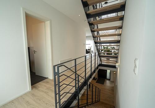 Flur EG mit Aufgang UG und OG