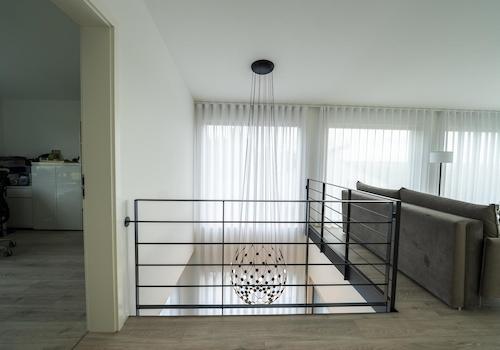 Galerie + Eingang Gast/Büro 2