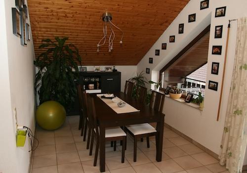 Esszimmer (Beispiel)
