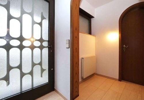 Eingangsbereich mit Garderobe