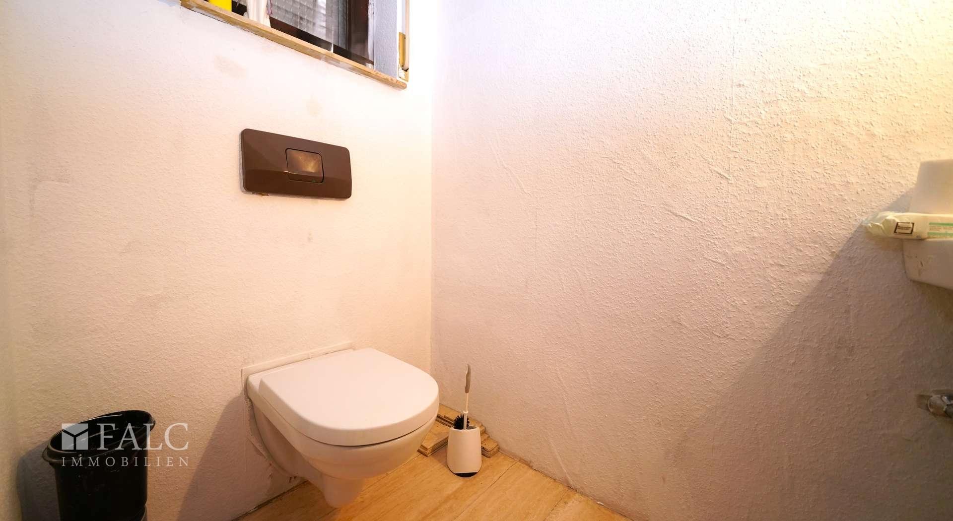 sep. WC EG