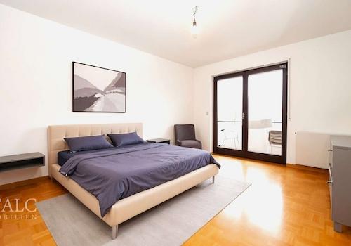 Hauptschlafzimmer OG (Vis.)