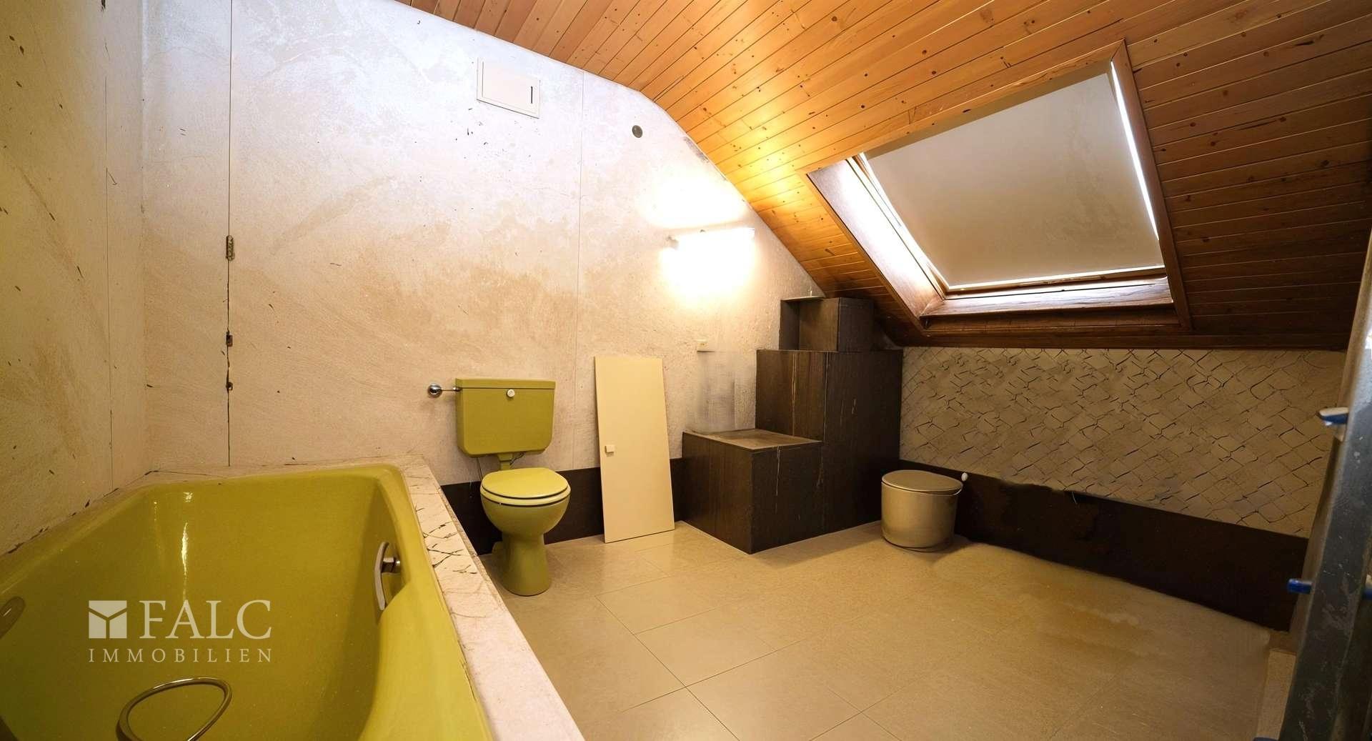 Bad m/ WC DG