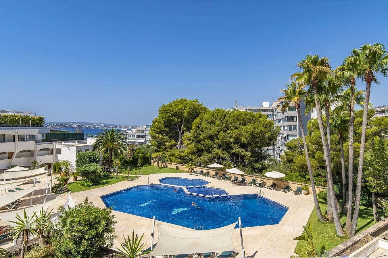 apartment-portals-nous-7