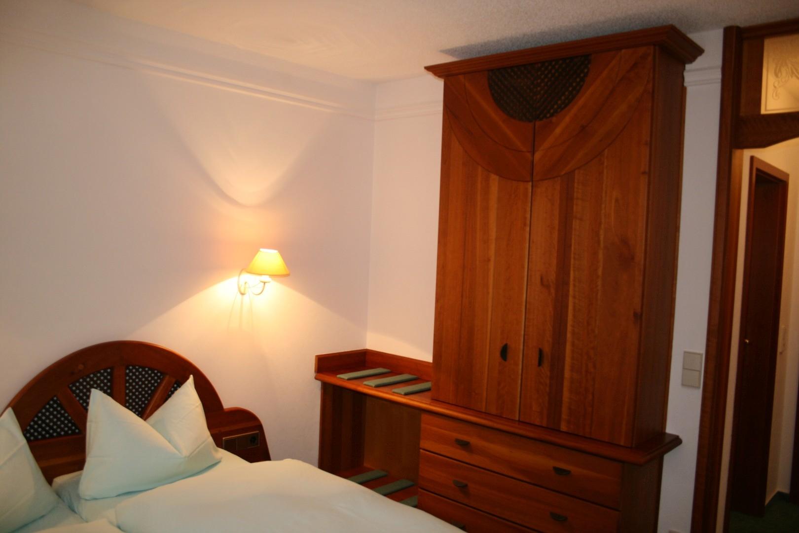 Zimmer und Möblierung