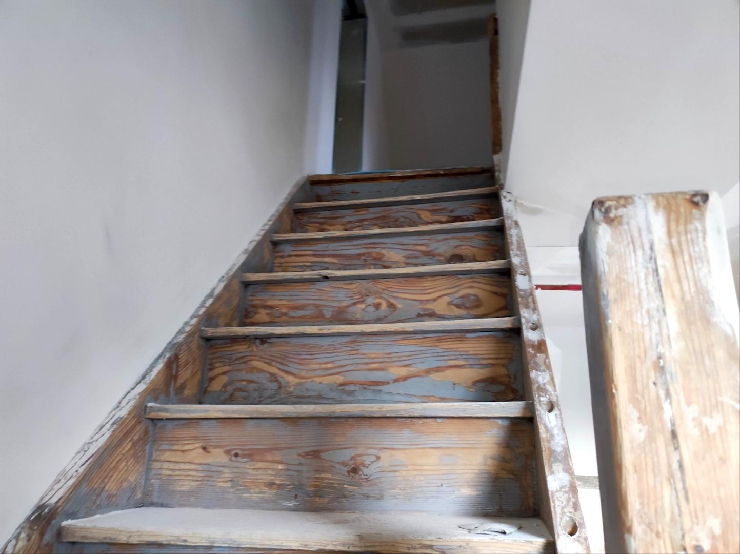 Treppe z. Obergeschoss