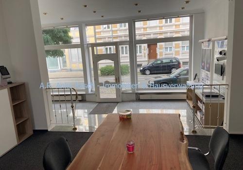 großzügiger Ladenbereich