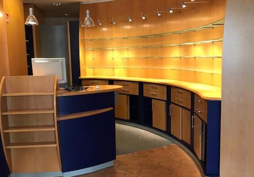 Verkaufsraum rechte Seite