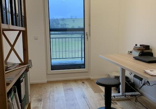 Büro mit Balkon
