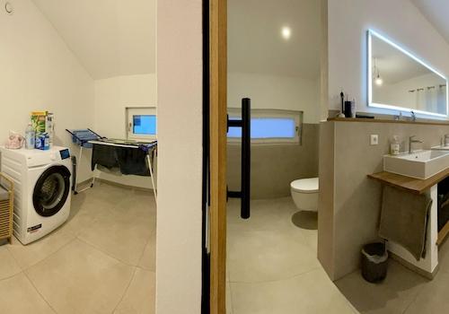 Bad OG und Hauswirtschaftsraum