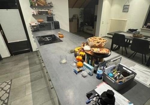 44 Blick über Küche zum Wintergarten