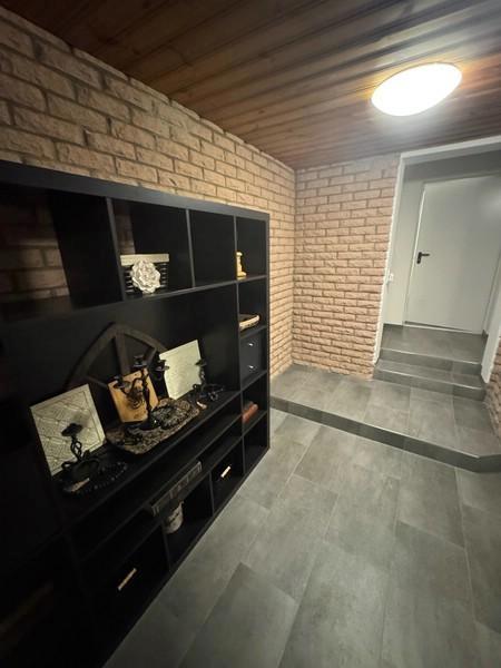 98 ELW Wohnbereich und Innenzugang zum Haus