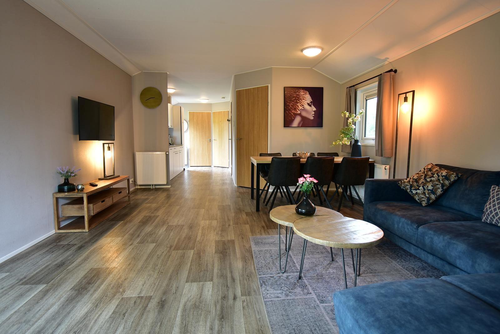 kaufen-chalet-biddinghuizen-offene-kueche-recreatieadviseurs-vakantiehuistekoop-nl.jpg