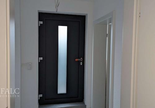 Neupotz Eingangstür Flur