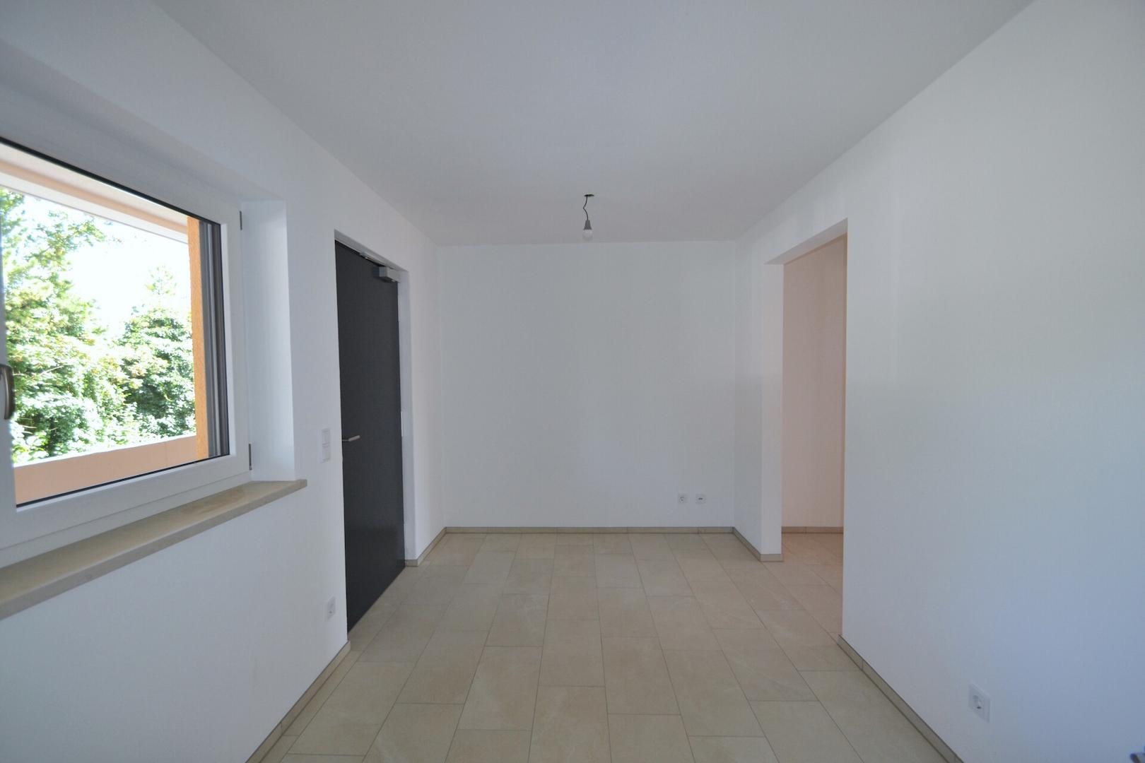 Praktische Niesche im Eingangsbereich