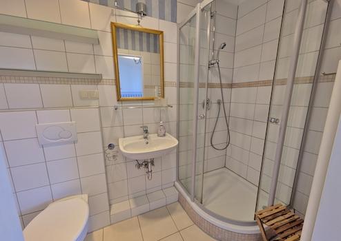 Property thumbnail 12