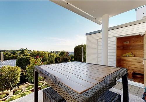 Gartenbereich mit Sauna