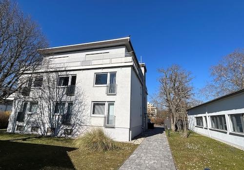 rückwärtige Ansicht