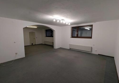 Zimmer 1 KG mit Blick auf 2 KG