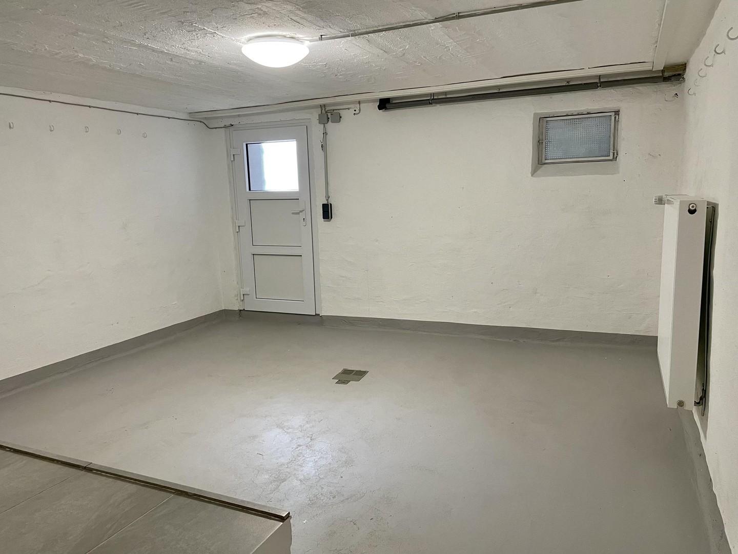 Keller 4 mit Gartenausgang