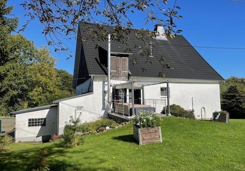 Haus zur Gartenseite