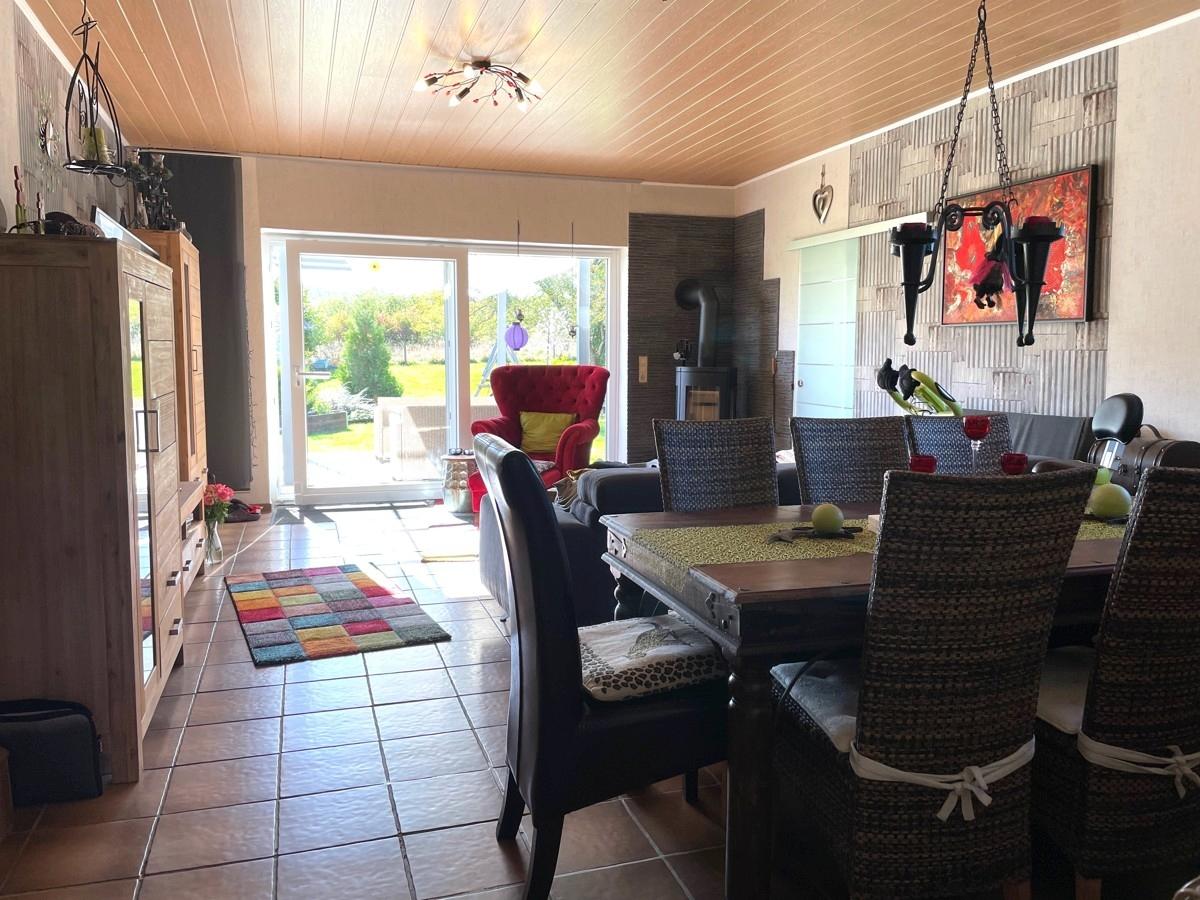 großzügiger Wohn-/Essbereich