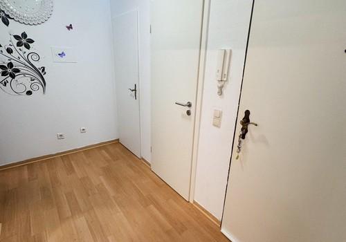 Abstellraum und Gästebad