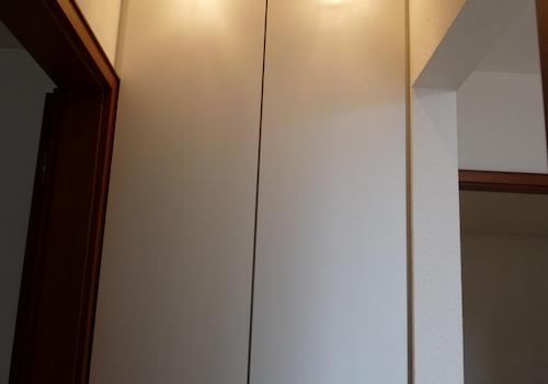 EG Dieleneinbauschrank