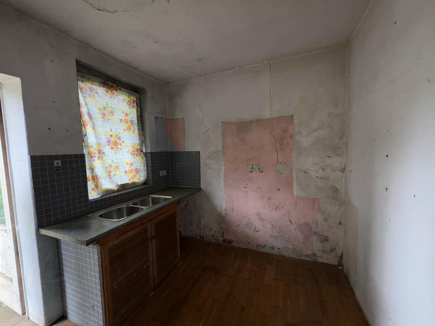 Eingangsbereich mit Küche Wohnung 2