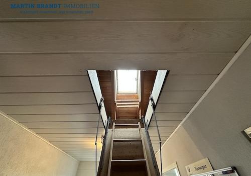 Zugang zum Spitzboden (Haus 2)