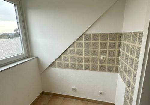 Beispiel Wohnung DG renoviert Küche 2