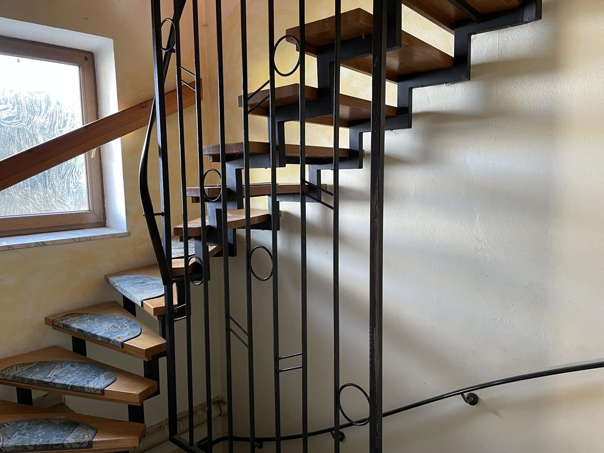 Treppe in das 1. OG