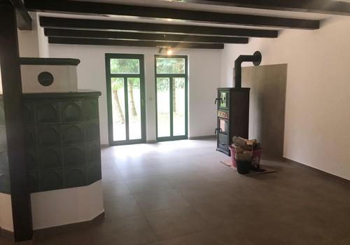 Wohnzimmer mit Kaminofen