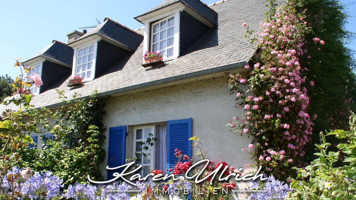 AdobeStock_1055842 logo