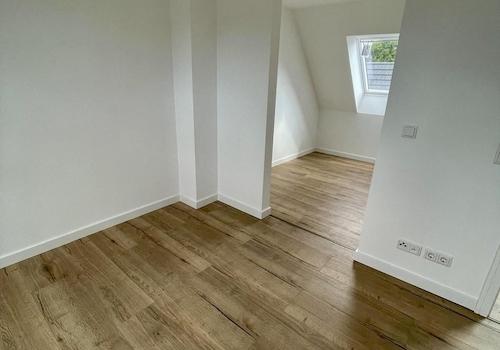 Schlafzimmer mit Ankleide OG