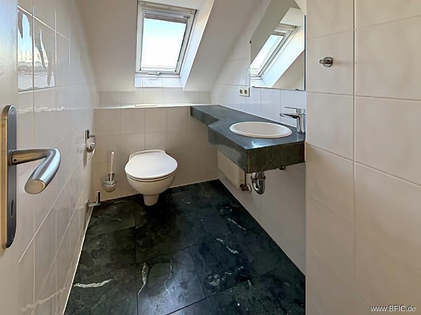 Separates WC