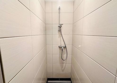 Property thumbnail 11