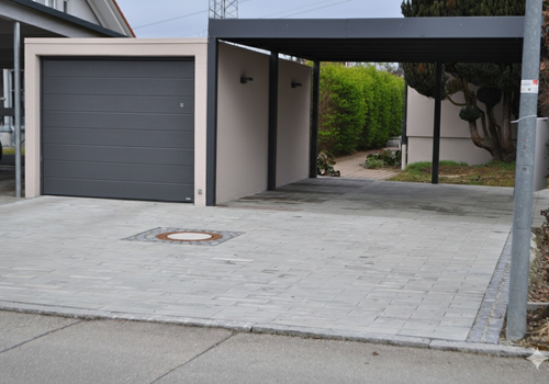 Garage und Carport