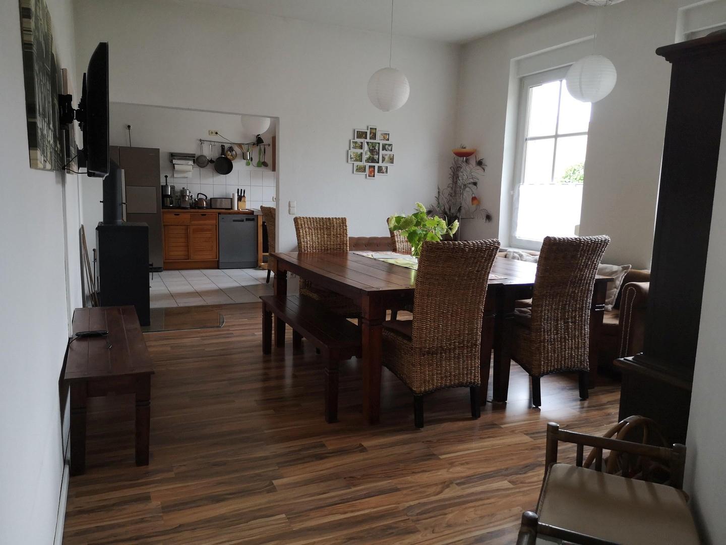Wohnzimmer unten c