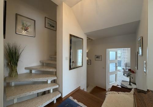 Treppenaufgang zum Dachgeschoss