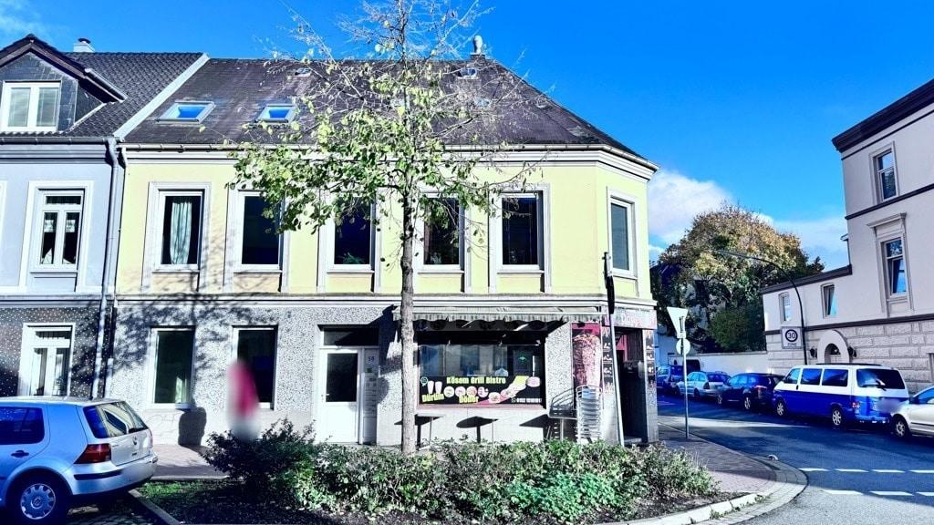 Straßenansicht