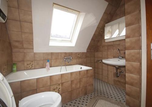 Badezimmer Dachgeschoss