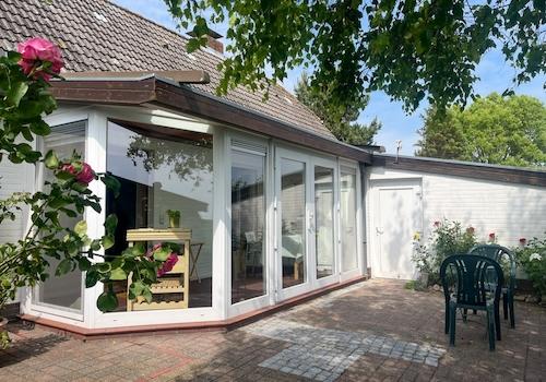 Geschlossene und überdachte  Terrasse