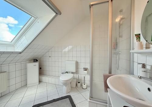 Duschbad 2 Dachgeschoss