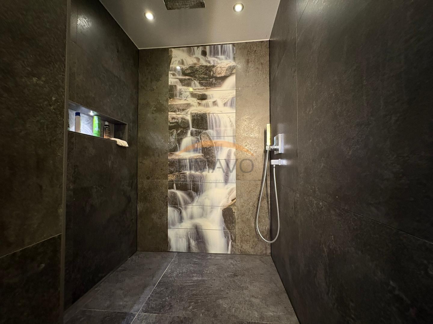 Dusche