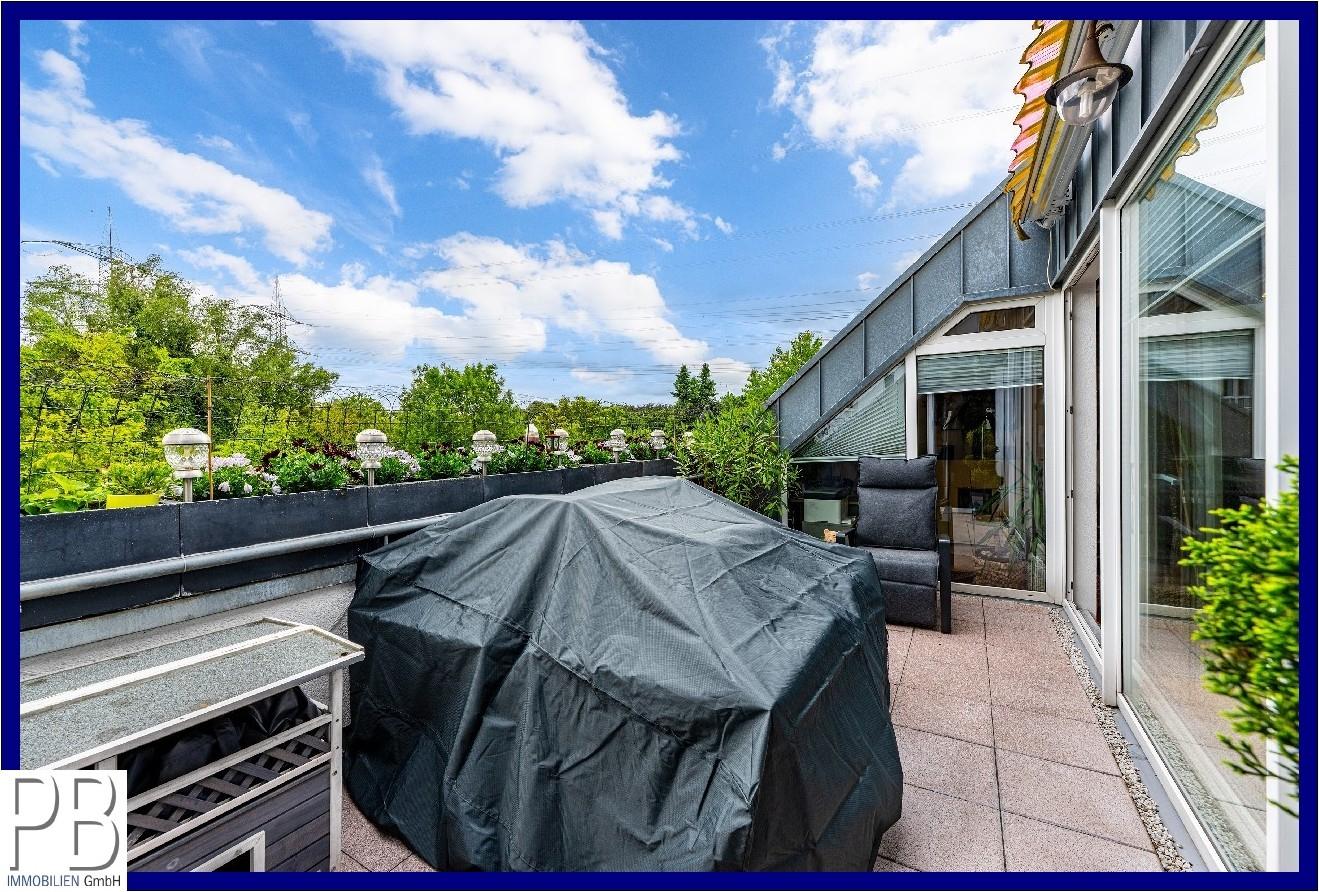 großzügiger Balkon