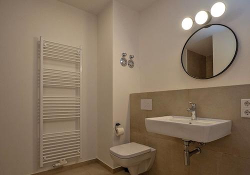 Das stilvolle Badezimmer-modern und praktisch